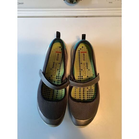 Ecco Biom Women’s Natural Motion Shoes (SZ 8.5) - Picture 1 of 5